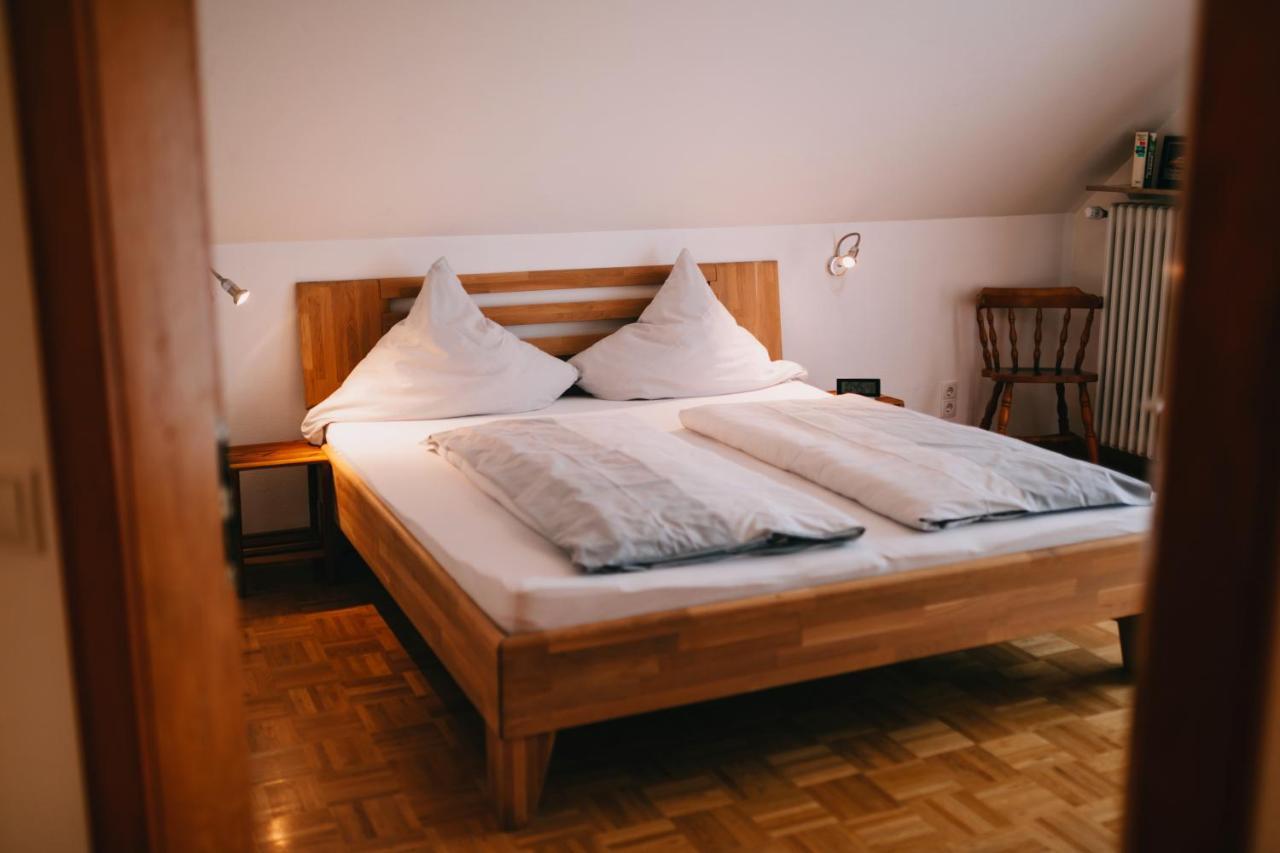 Bio-Weingut Staffelter Hof Guest House Krov Ngoại thất bức ảnh